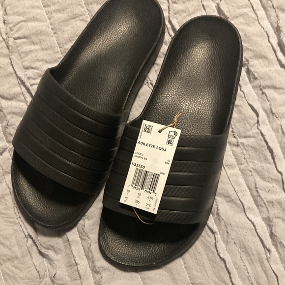 Adidas Slides Brand New - Picture 2 of 3